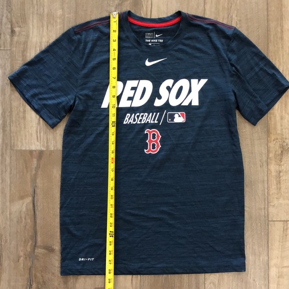 Like new! - NIKE Dri-Fit MLB Red Sox Tee - Picture 9 of 10